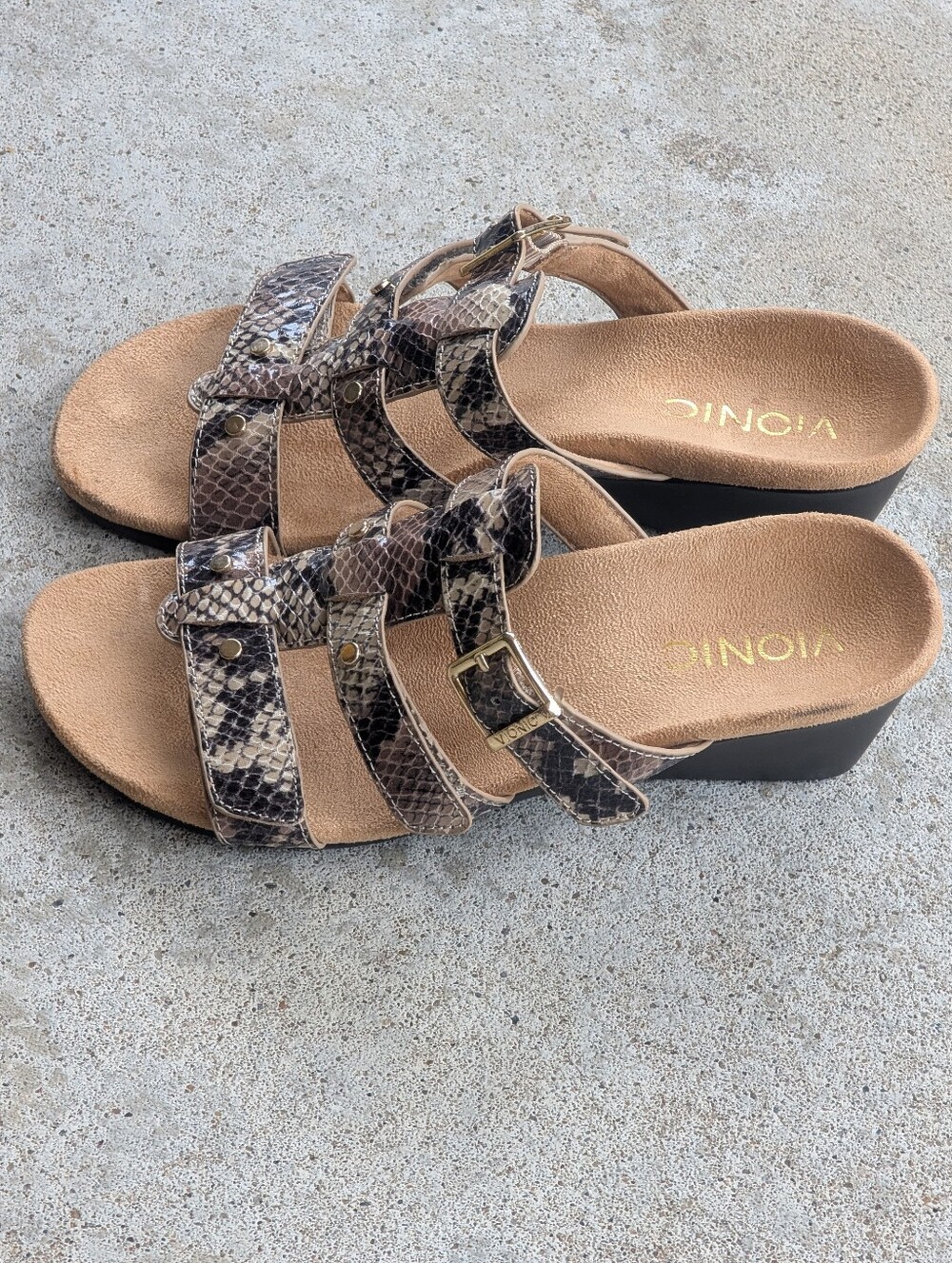 Vionic Radia Wedge Sandals Adjustable Triple Strap Snakeskin Slides Size 5 - Picture 5 of 9